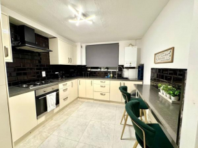 4 Bedroom Maisonette Camden Islington